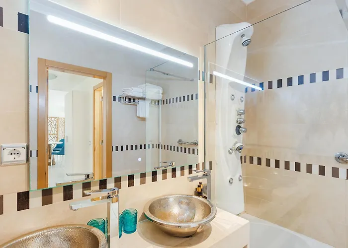 Appartamento On The Stunning Olhos De água