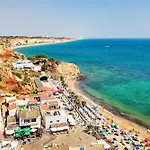 On The Stunning Olhos De Agua Daire Albufeira